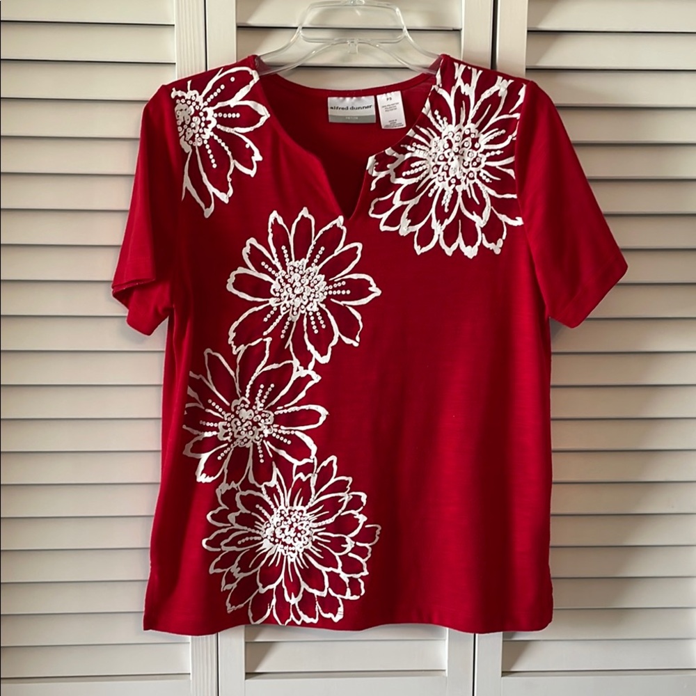 Alfred Dunner Red Floral Short Sleeve Top